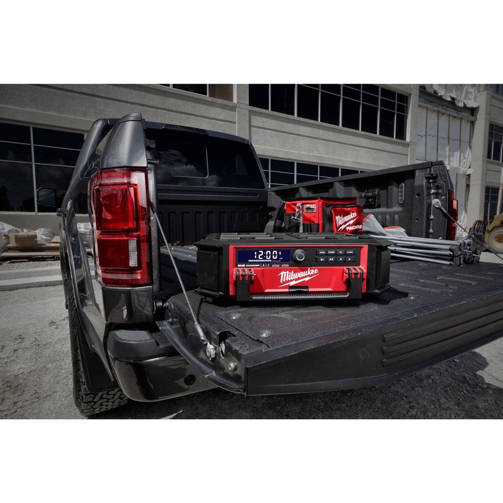 M18™ PACKOUT™ Akku-/Netz-Radio mit Ladefunktion M18PRCDAB+-0